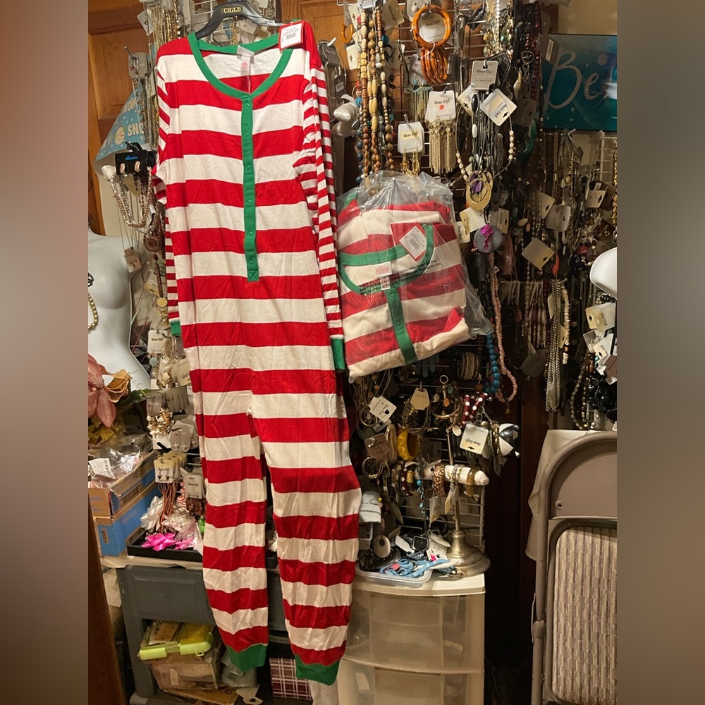 WONDERSHOP ONESIES Red White Green Holiday Stripe Union Suit PJ NEW PLUS SZ 1x3x - Picture 11 of 16